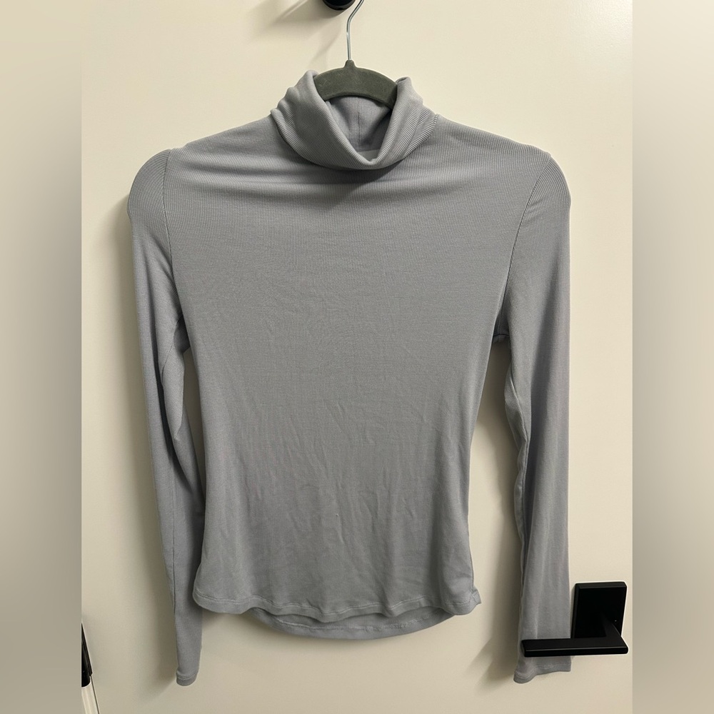 Sunday Best Light Gray-Blue Ribbed Turtleneck Top